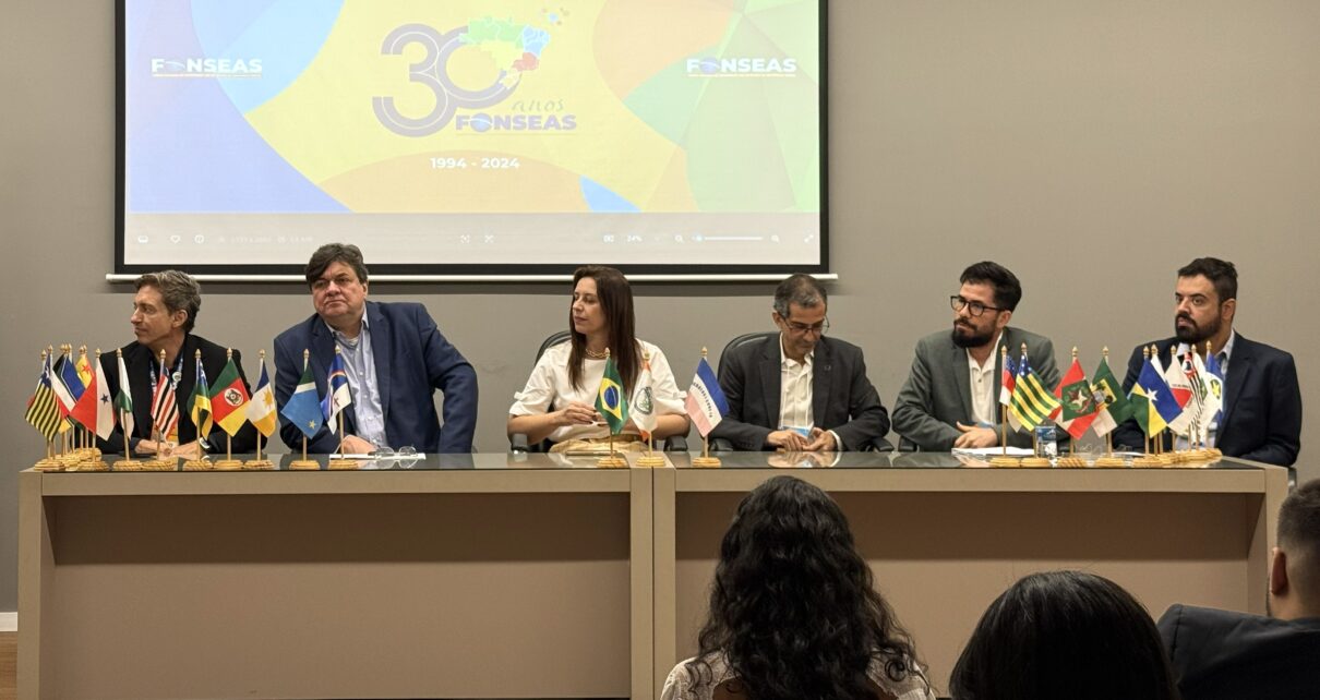 Representantes dos 26 estados e do Distrito Federal se reuniram para abrir oficialmente os debates sobre os 20 anos de consolidação do SUAS — um marco para a política de Assistência Social no Brasil.